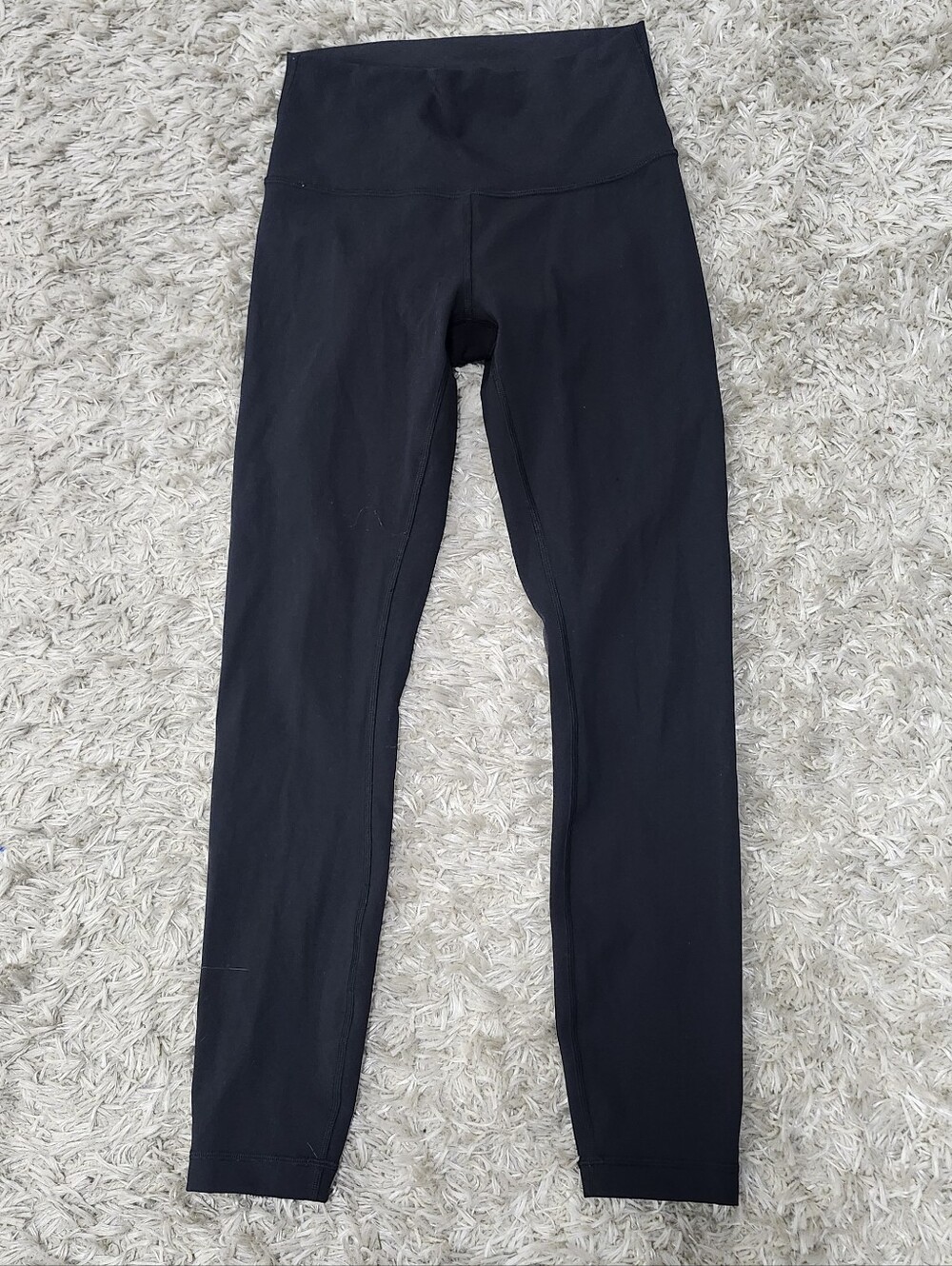 Lululemon Aline 7/8 Black Leggings Size 4 *flawed*